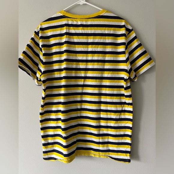 Guess Los Angeles Yellow Black White Striped Logo Tee Short Sleeve Shirt Size M - Picture 2 of 5